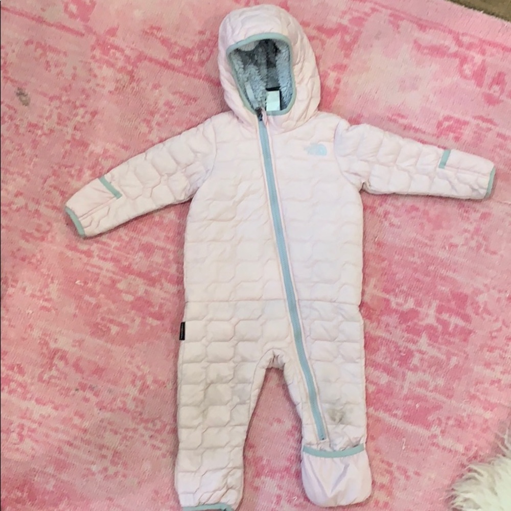 The North Face Bunting sz 12-18 months